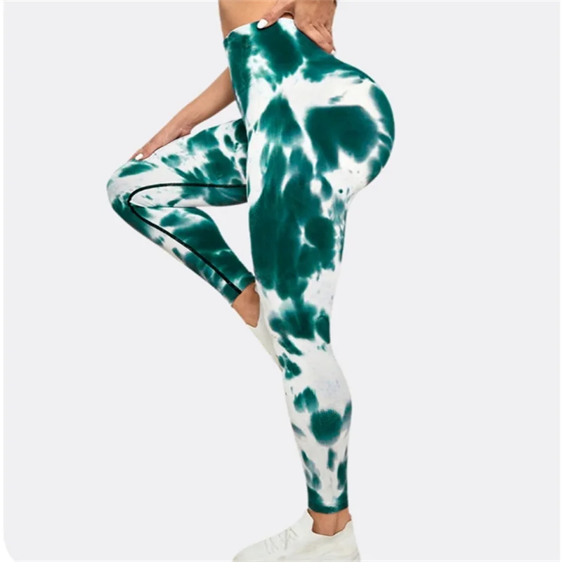 Two-Tone Seamless Crop Legging in Black