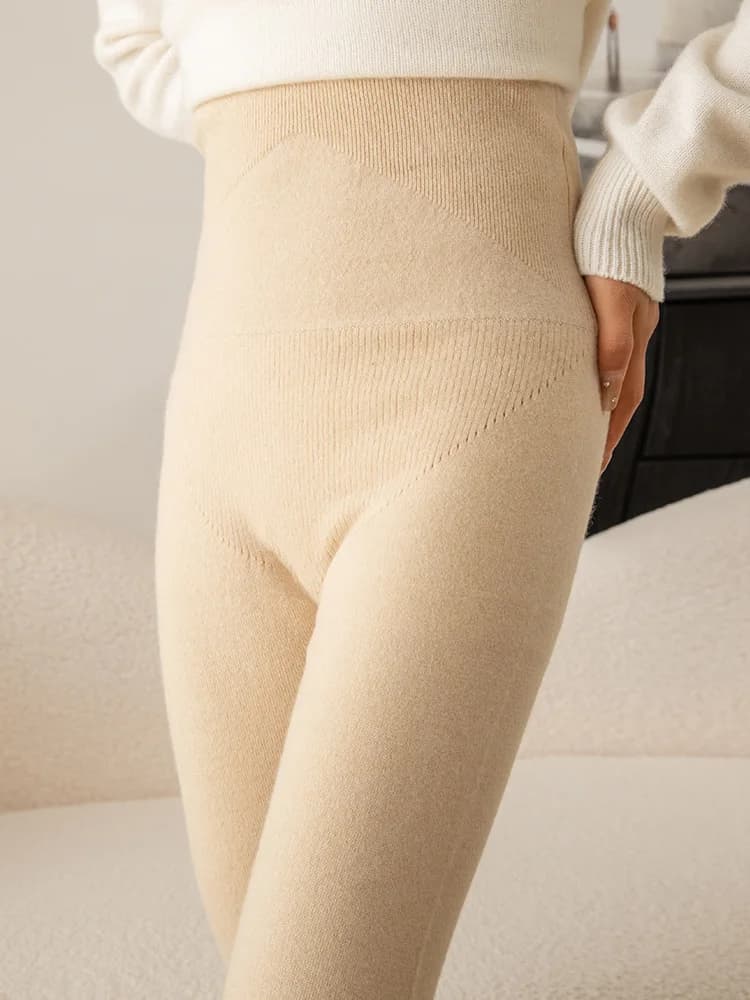Cashmere-Blend Lounge Legging in Beige